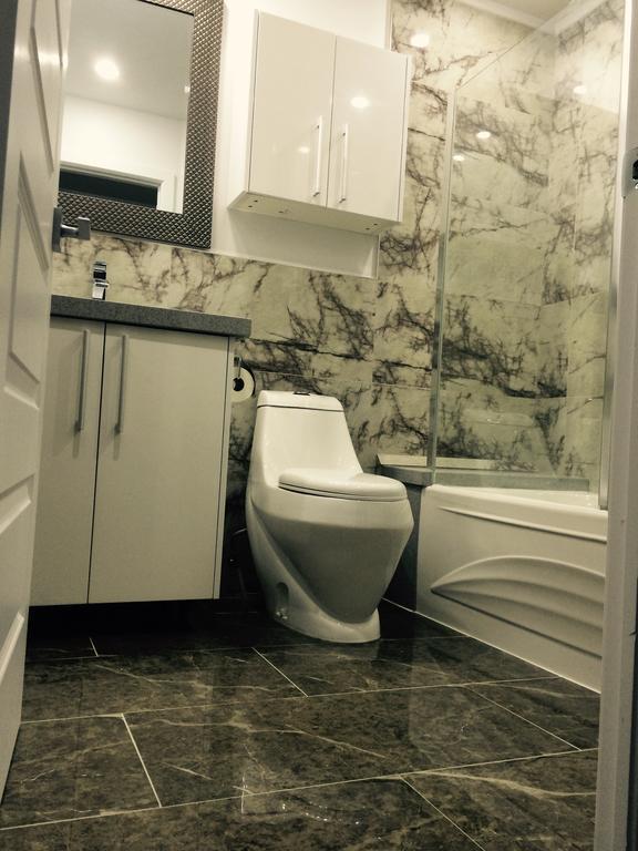 Luxury Two Story Villa Unit D Laval Exterior foto