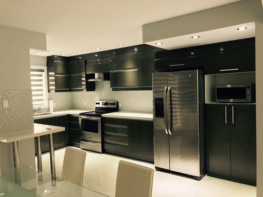 Luxury Two Story Villa Unit D Laval Exterior foto