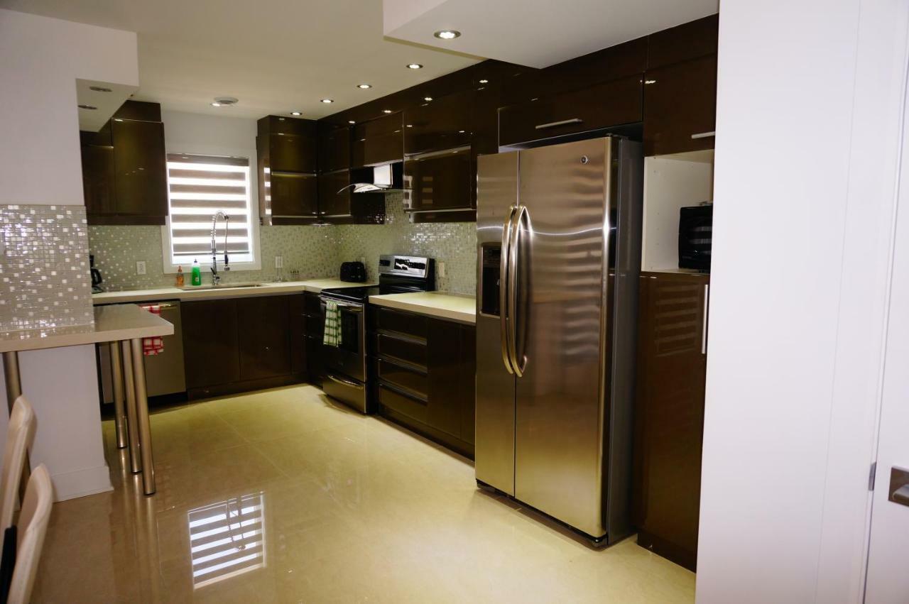 Luxury Two Story Villa Unit D Laval Exterior foto